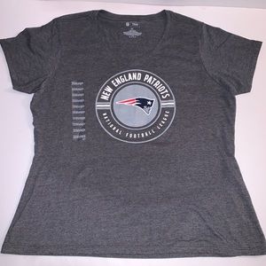 New England Patriots Women’s Team Apparel Short Sleeve Tshirt Size 2XL NWOT